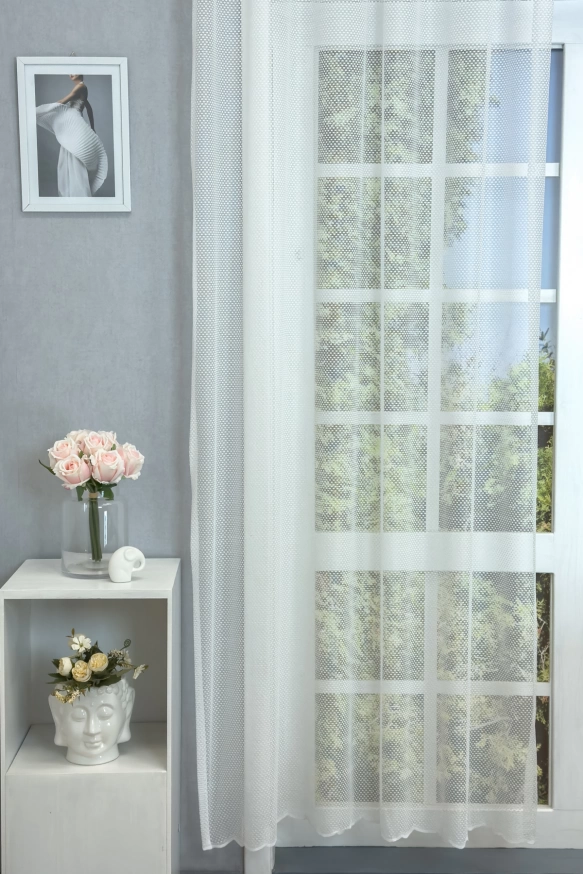 Fehér színű bordűrős jacquard függöny 3618/200/01