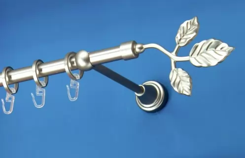 Fém függönykarnis-garnitúra, Ág végzáróval, egysoros, matt króm, 160&nbsp;cm, átm. 16 mm